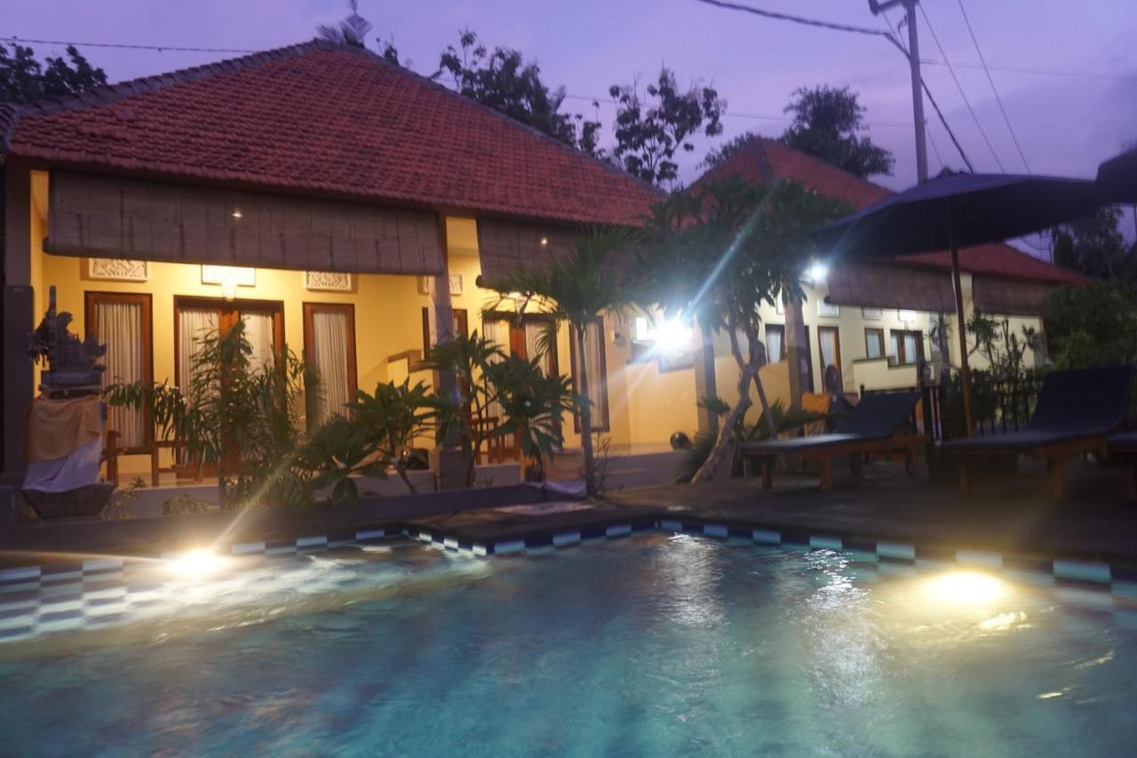 Balibal Bungalow Toyapakeh Buitenkant foto